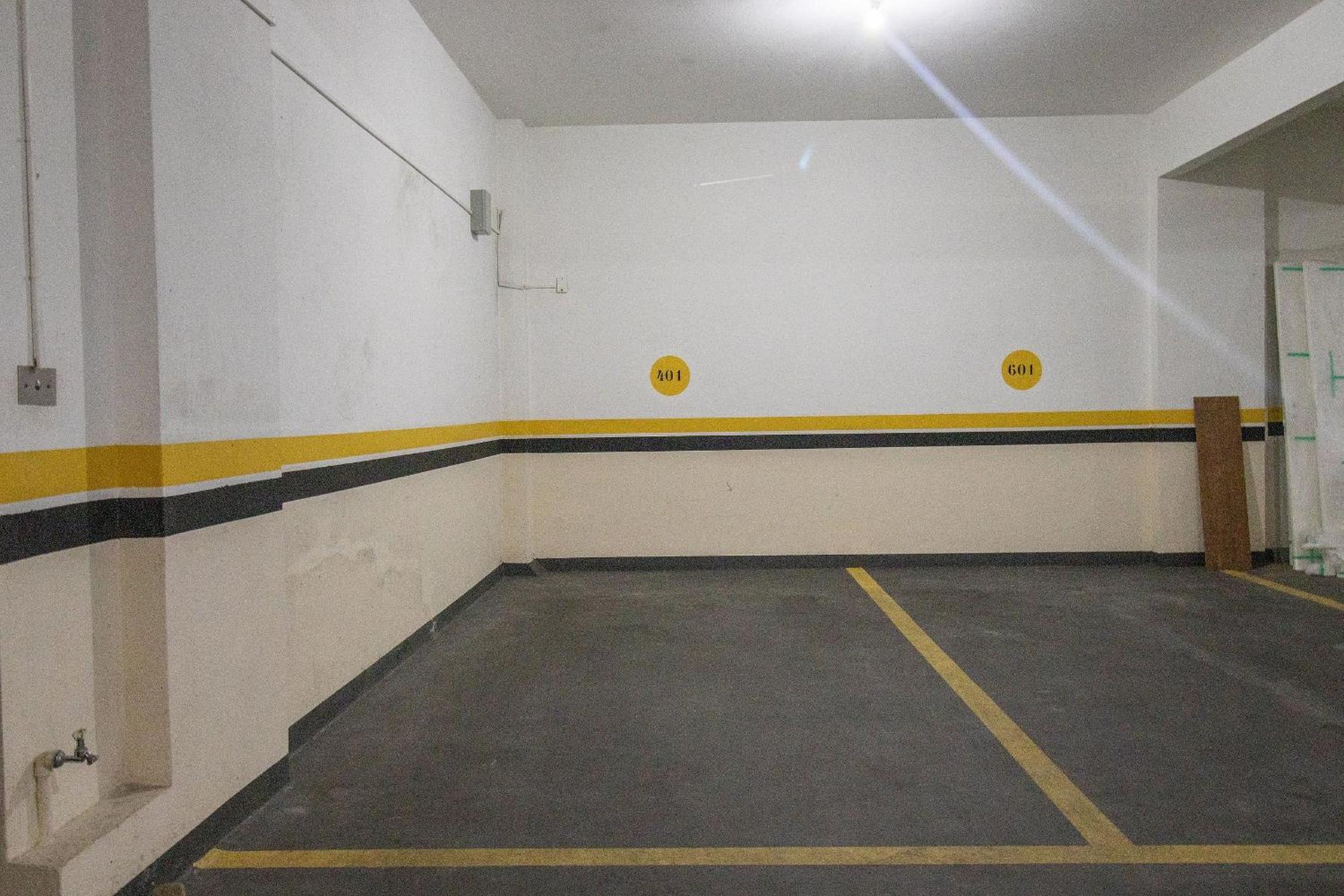 Bor41 - Quadra Mar, 4 Dorm, 2 Garagens, Churrasq.