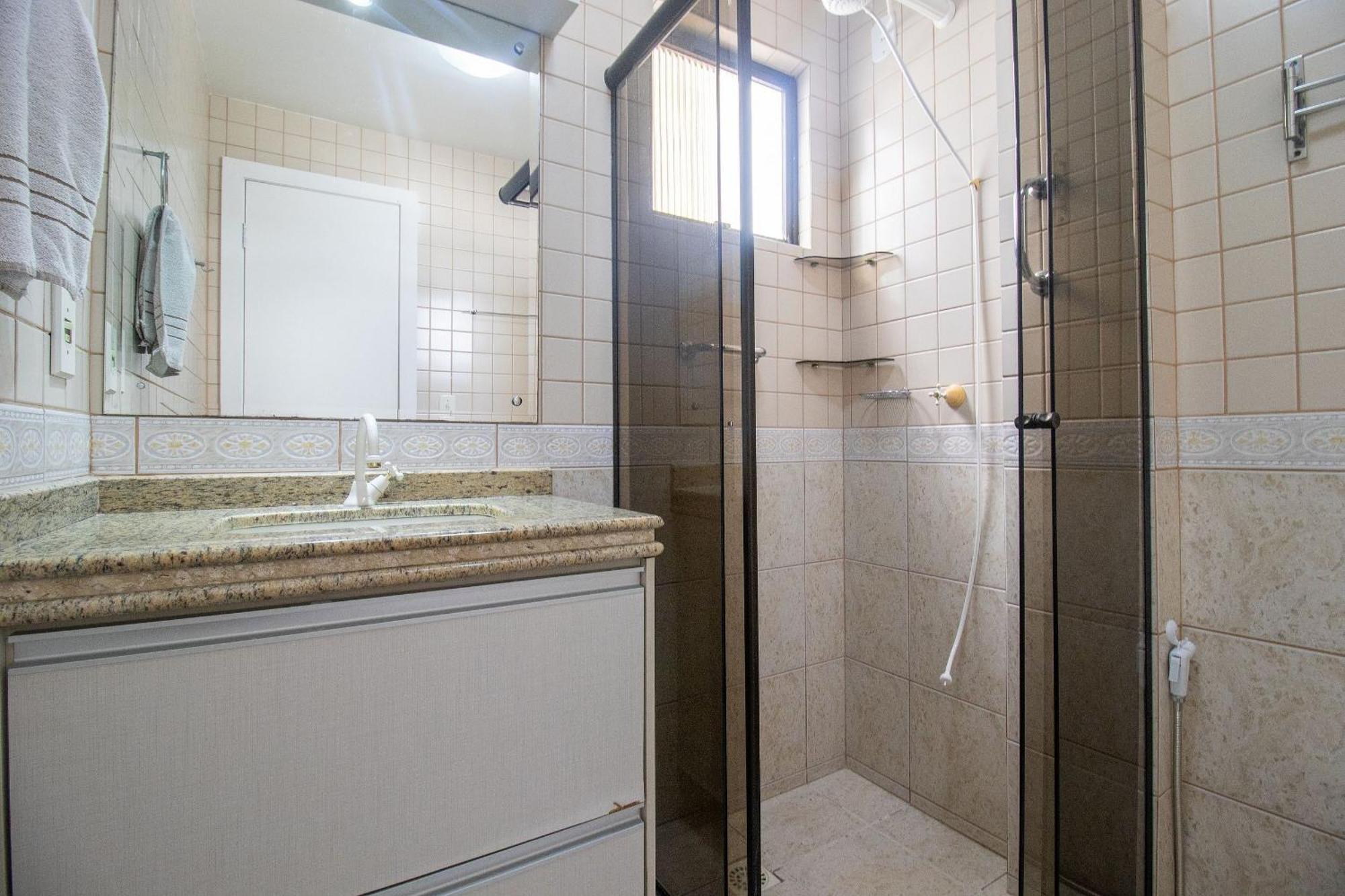 Apartamento Bor41 - Quadra Mar, 4 Dorm, 2 Garagens, Churrasq.